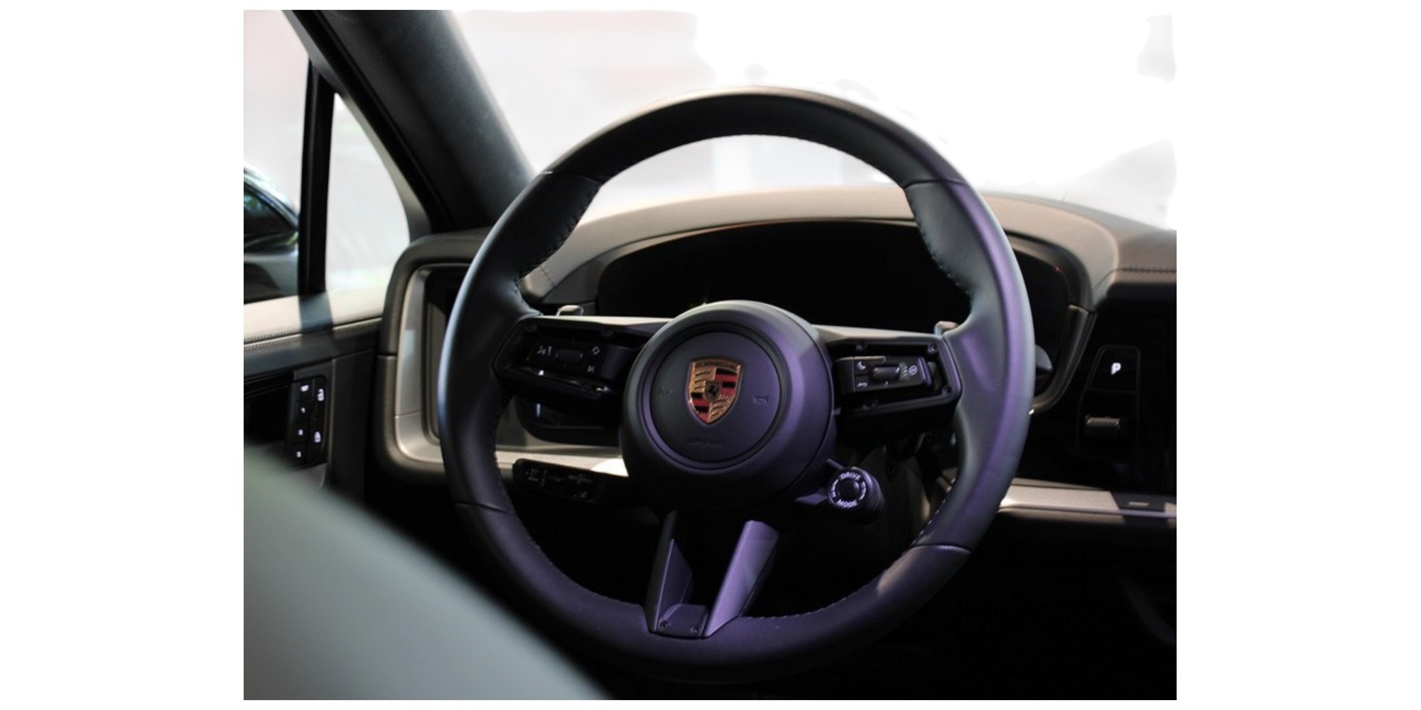 Porsche Cayenne Coupe E-Hybrid | Luxury SUV