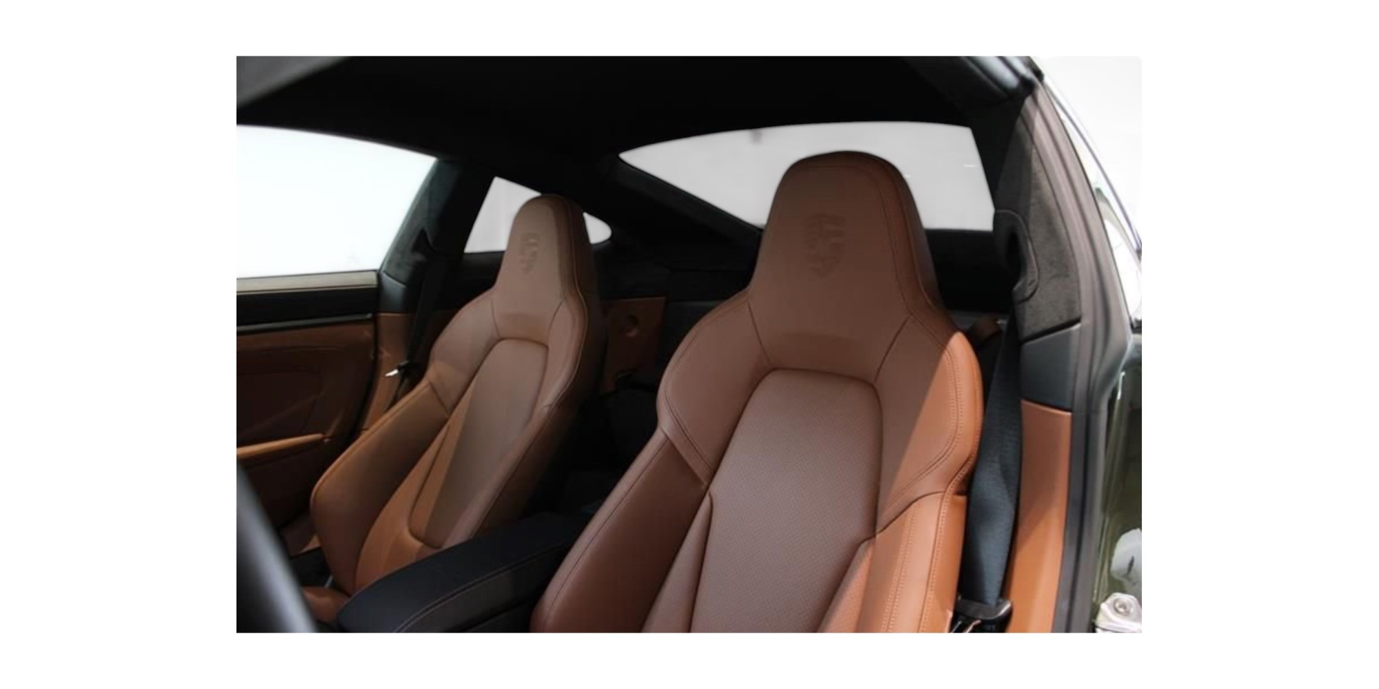 Porsche 911 992 GT3 Touring – Pure Driving Passion