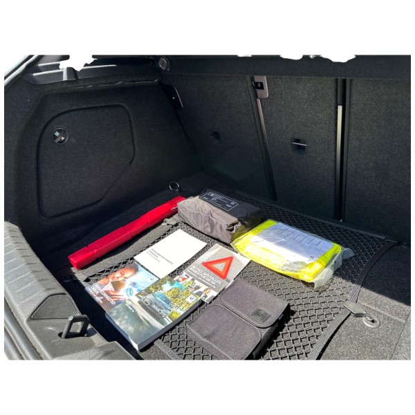 BMW 118d Sport Line | Stylish and Efficient Hatchback