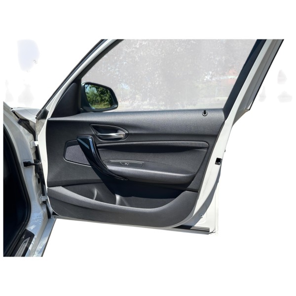 BMW 118d Sport Line | Stylish and Efficient Hatchback