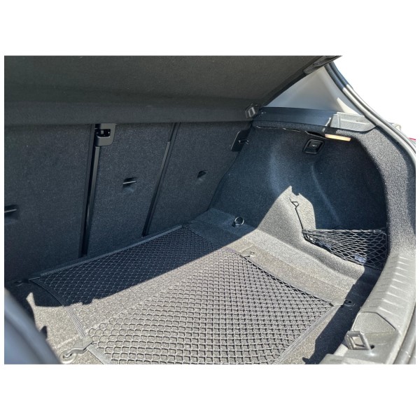 BMW 118d Sport Line | Stylish and Efficient Hatchback