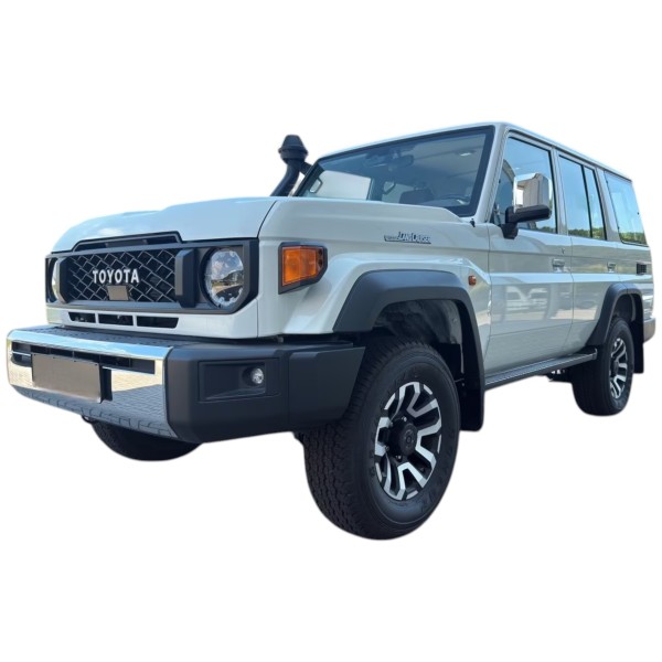 Toyota Land Cruiser 76 AT Luxury | Modena Motors