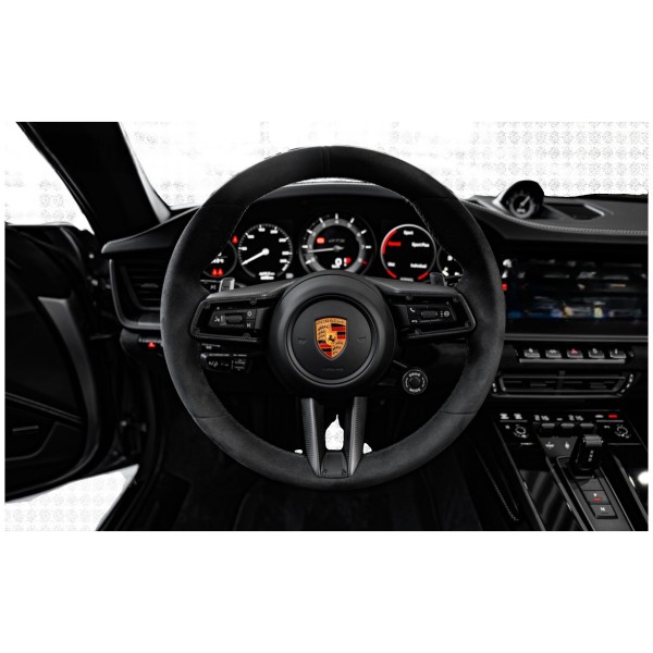 Porsche 911 992 GTS Cabrio – Potenza e Libertà di Guida