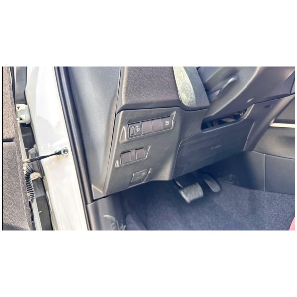 Toyota Corolla Crossover 1.8L Hybrid GCC MY2025