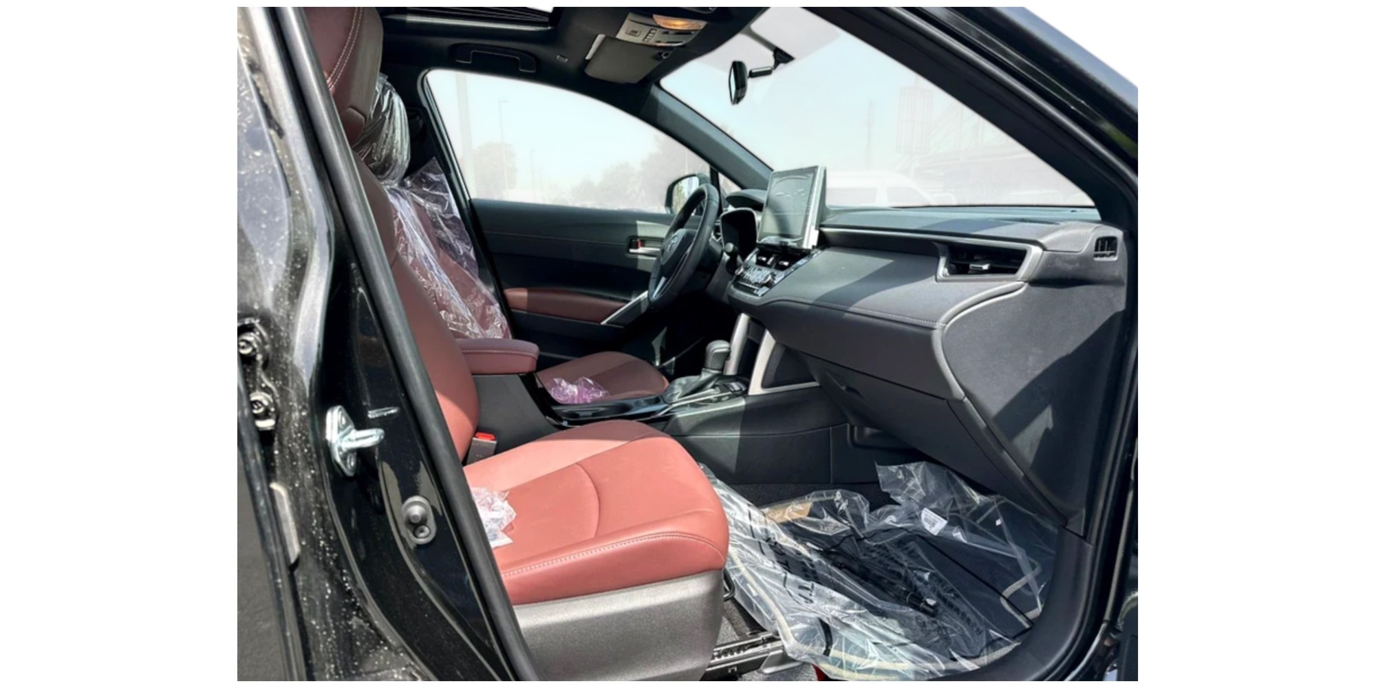 Toyota Corolla Crossover 1.8L Hybrid MY2025