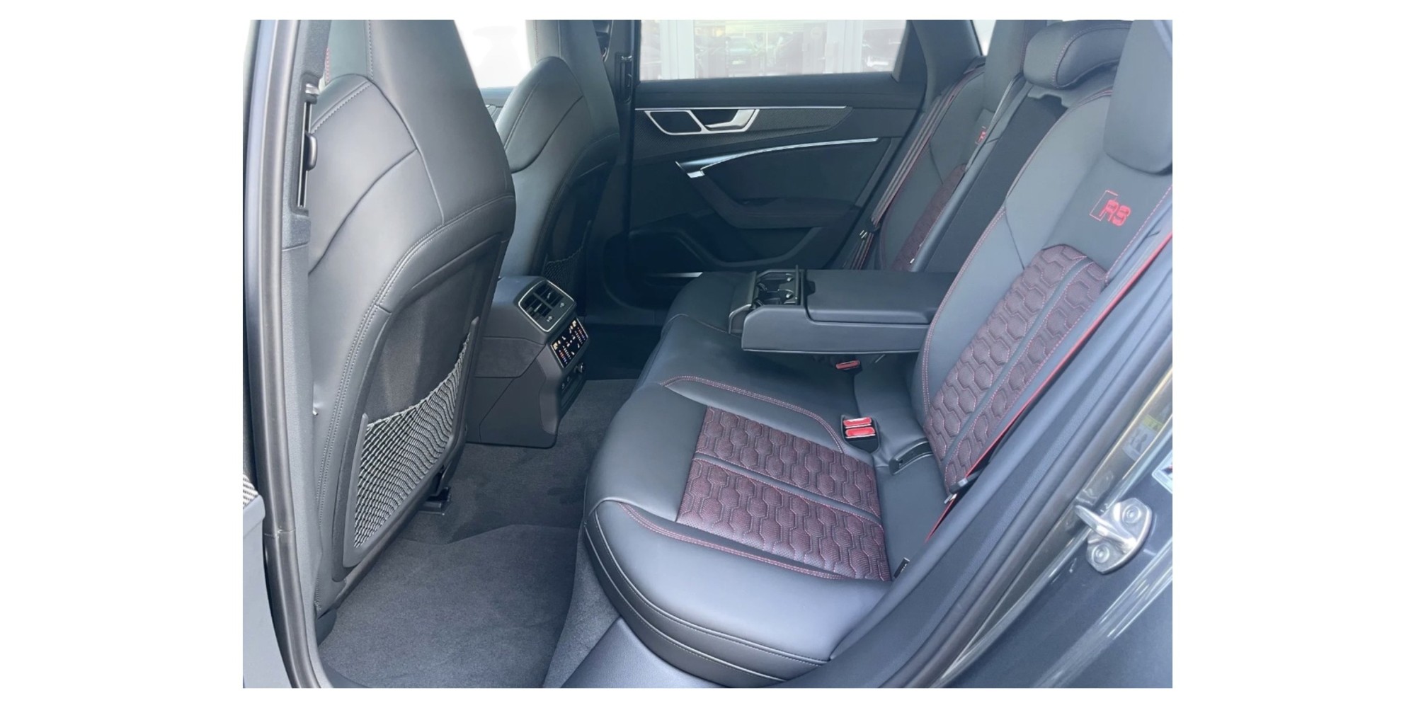 Audi RS 6 Avant | Luxury Sports Wagon