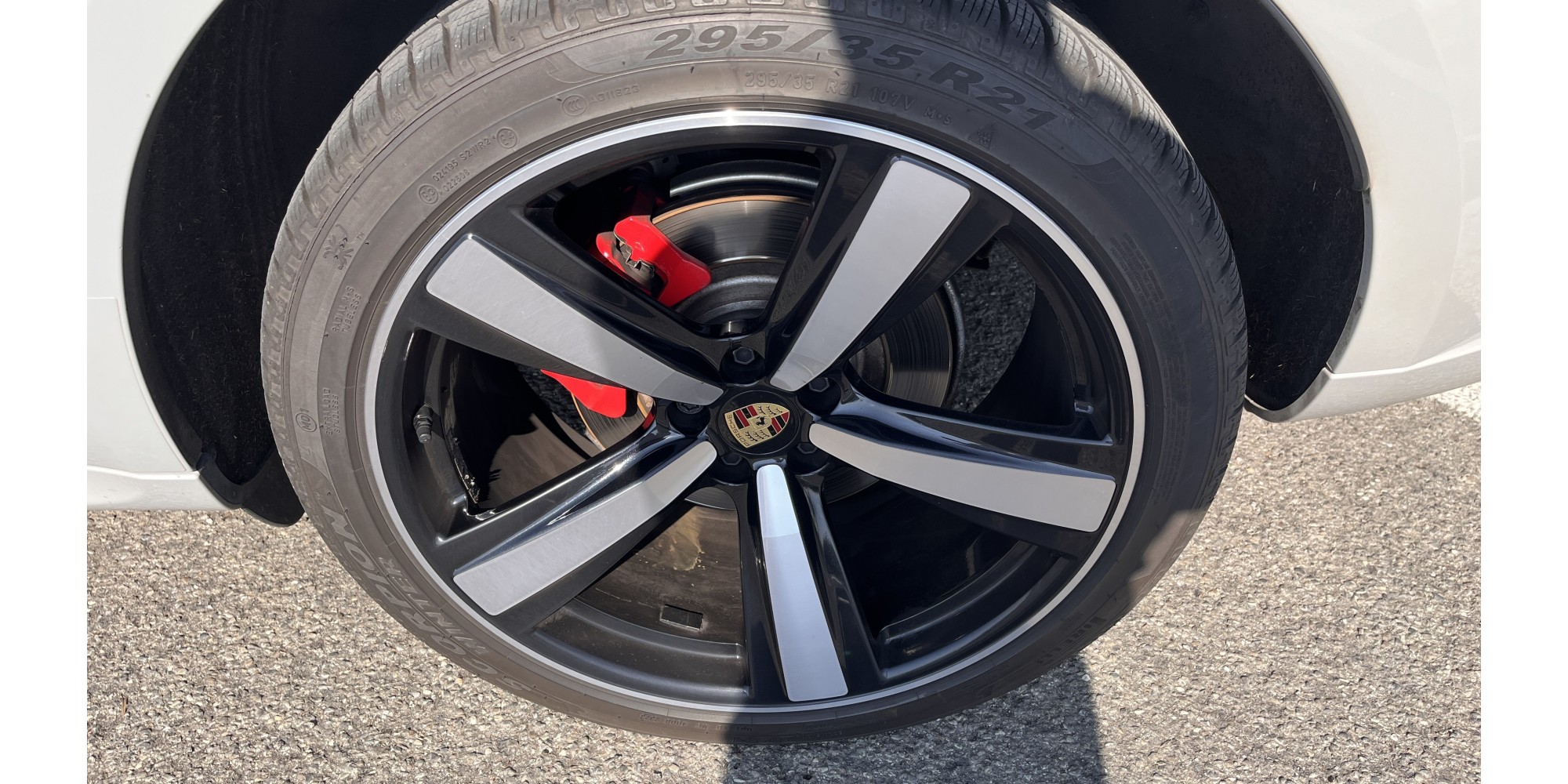 Porsche Macan S – Performance & Elegance | Buy Now