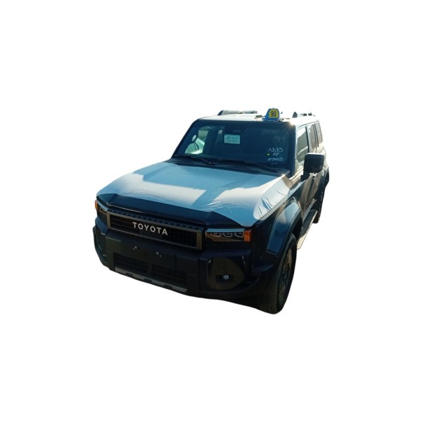 Toyota Land Cruiser 2.8 D 4WD – Rugged SUV for Any Terrain