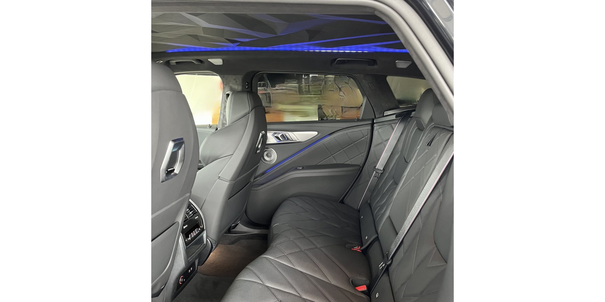 BMW XM | Save 14% | Ultimate Driving Machine