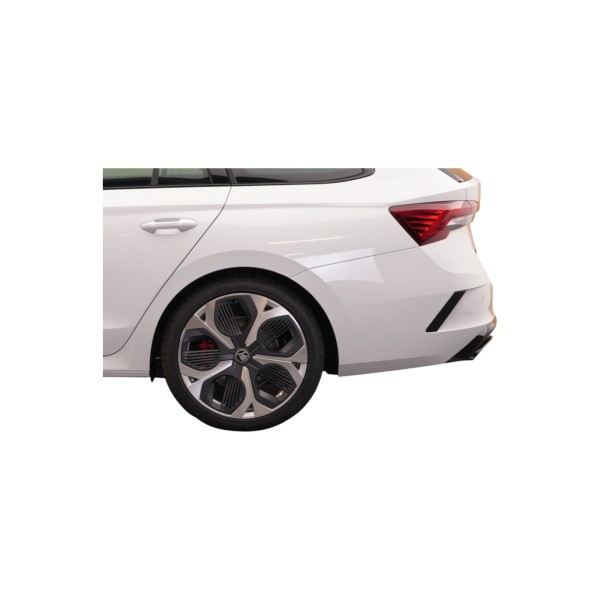 Skoda Octavia Combi RS 2.0 TSI DSG – Sporty & Spacious