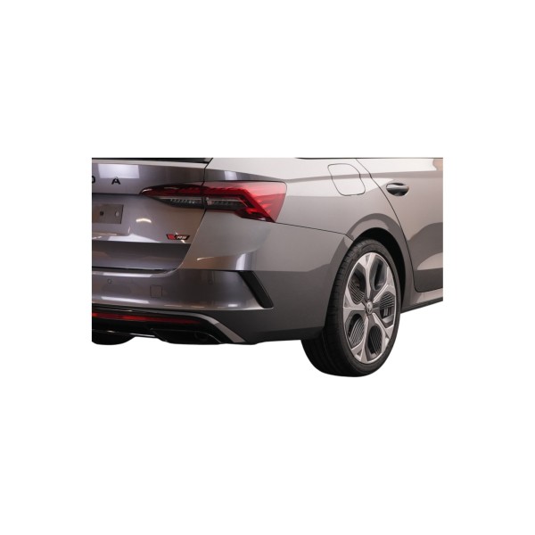 Skoda Octavia Combi RS 2.0 TSI DSG – Sporty & Spacious